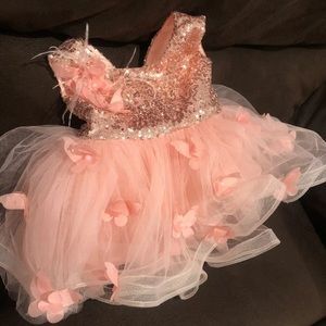 Baby Girls Butterfly Dress 3-6 Month Old.